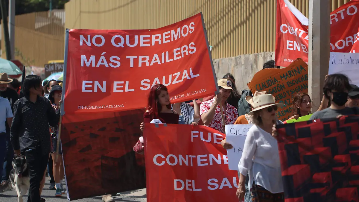 Ensenada Digna-protestantes