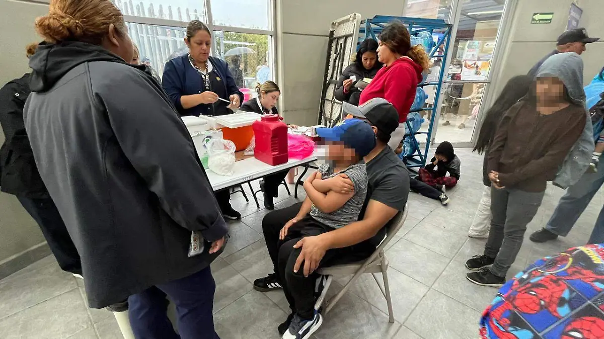 Filas-Vacuna-Sarampión