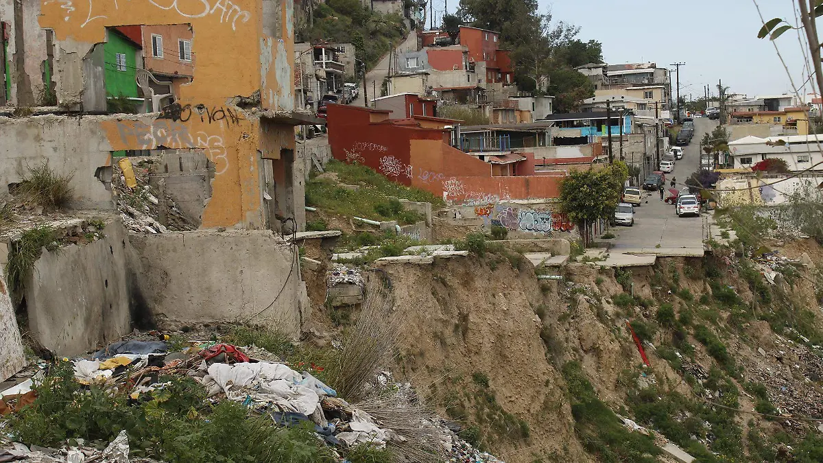 Deslizamiento-Lomas-del-Rubí