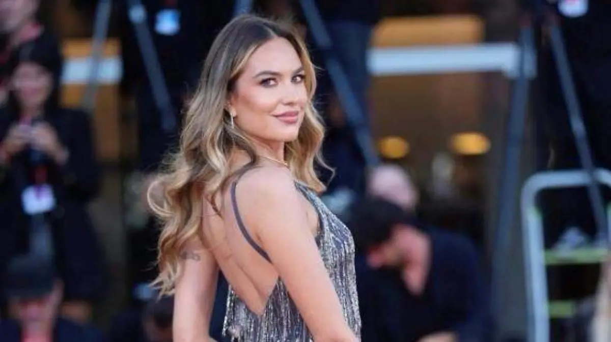 68ef59c39900f.r_d.609-240