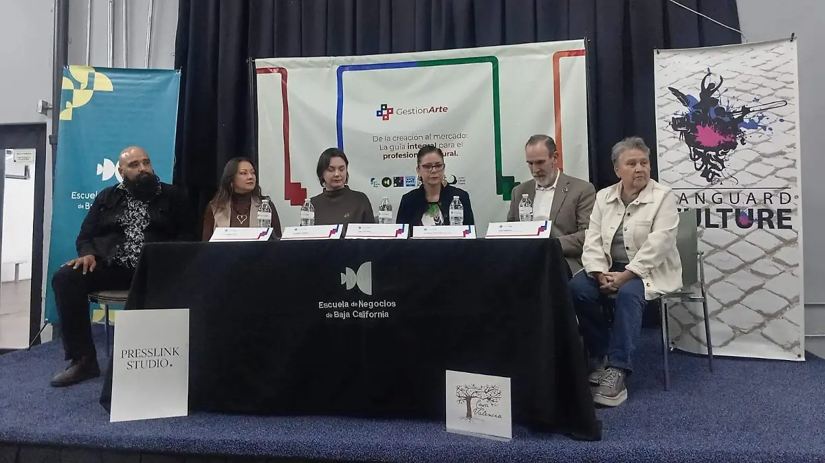11 MF CONFERENCIA ARTE