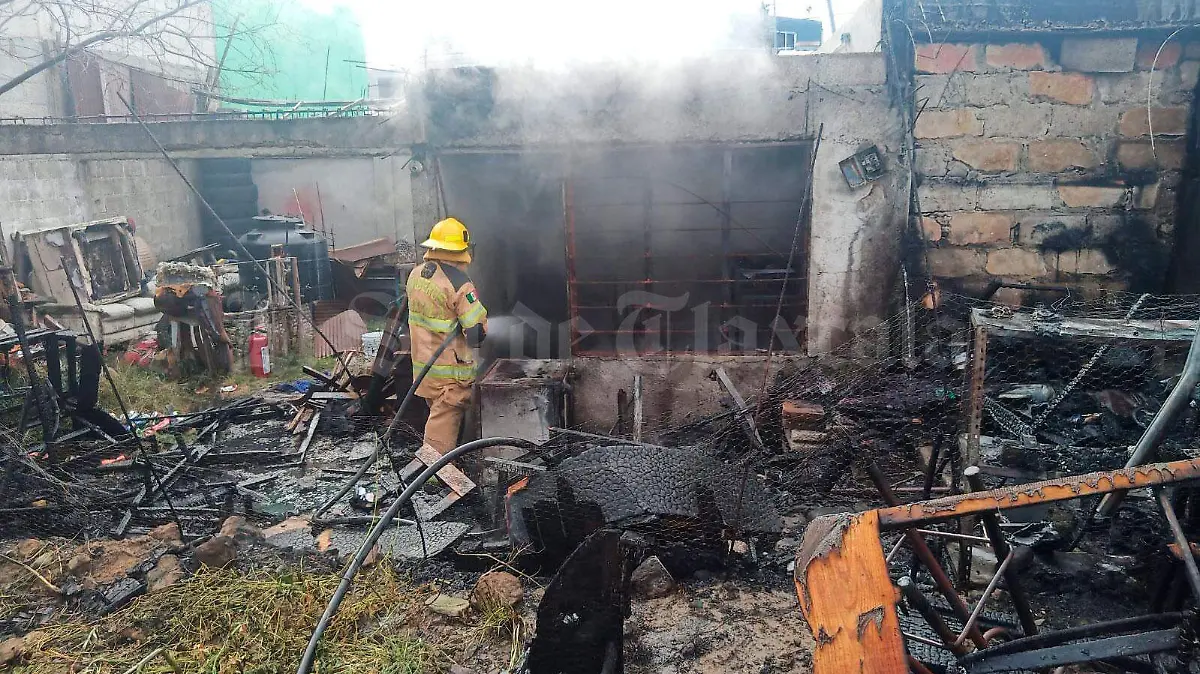 incendio-en-la-Loma-Xicohténcatl-(4)