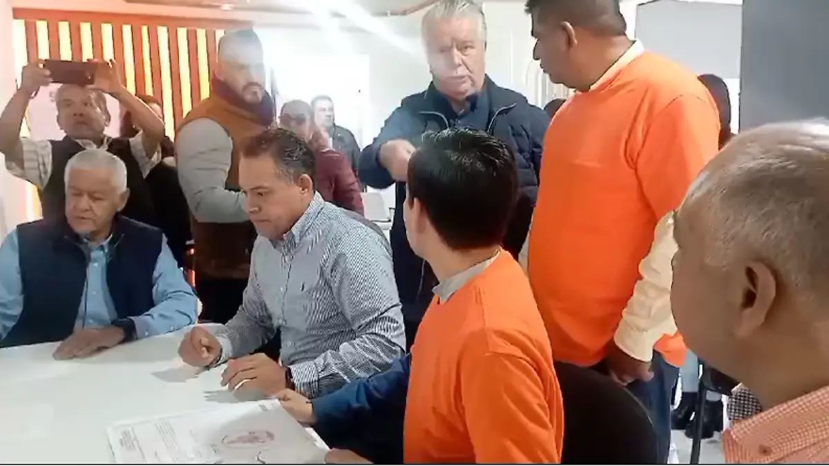 El Comité Nacional Electoral del SNTE efectuó los registros para el cambio de dirigencia de la Sección 55 NADIA MENDOZA
