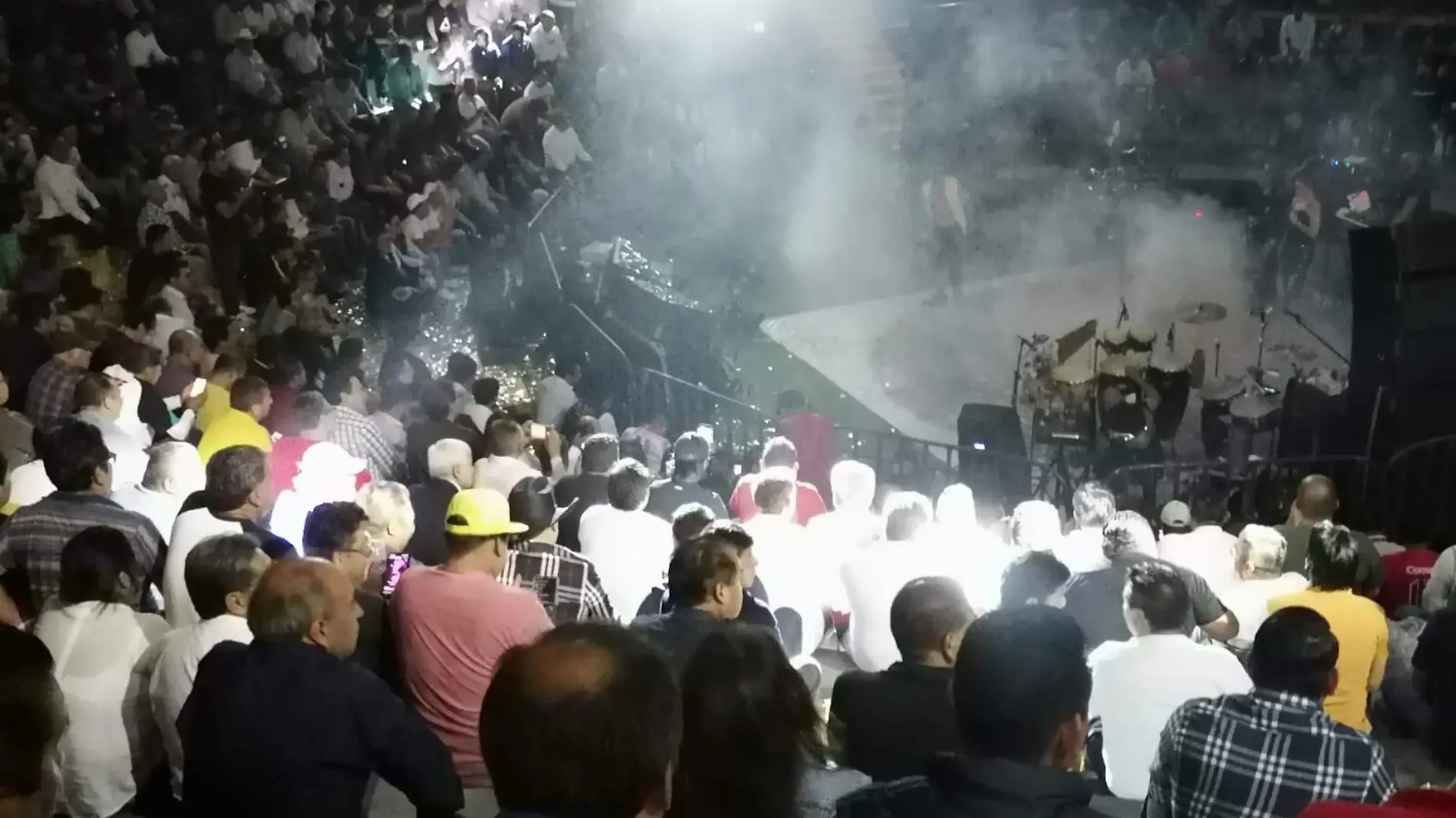 Ninel Conde le canta a los papás de Tlaxcala 2