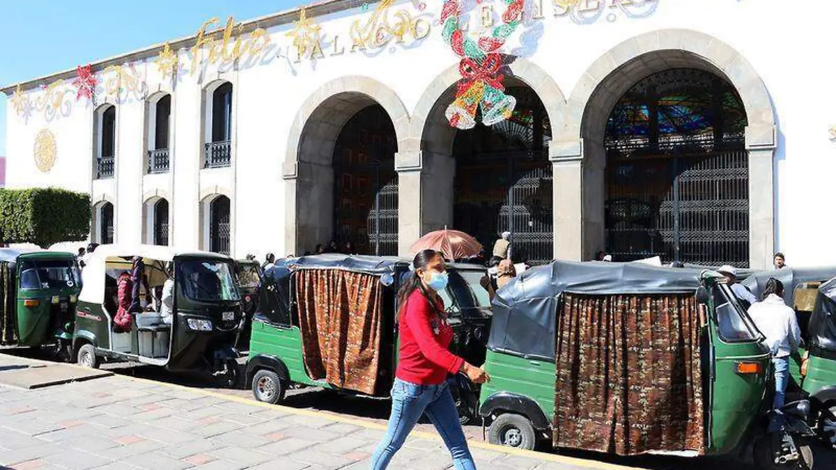 Mototaxis (3)