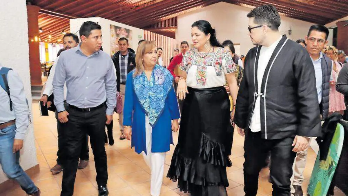 alejandra Frausto y Gobernadora