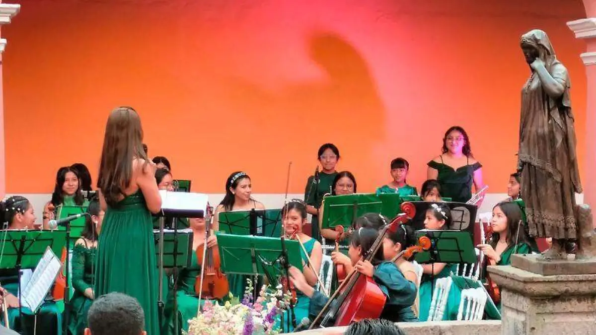 CAMERATA