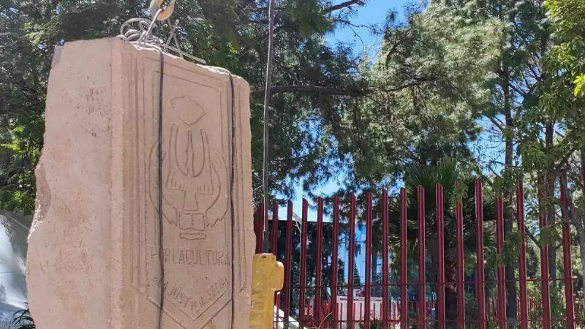 Primera piedra rectoría (3)
