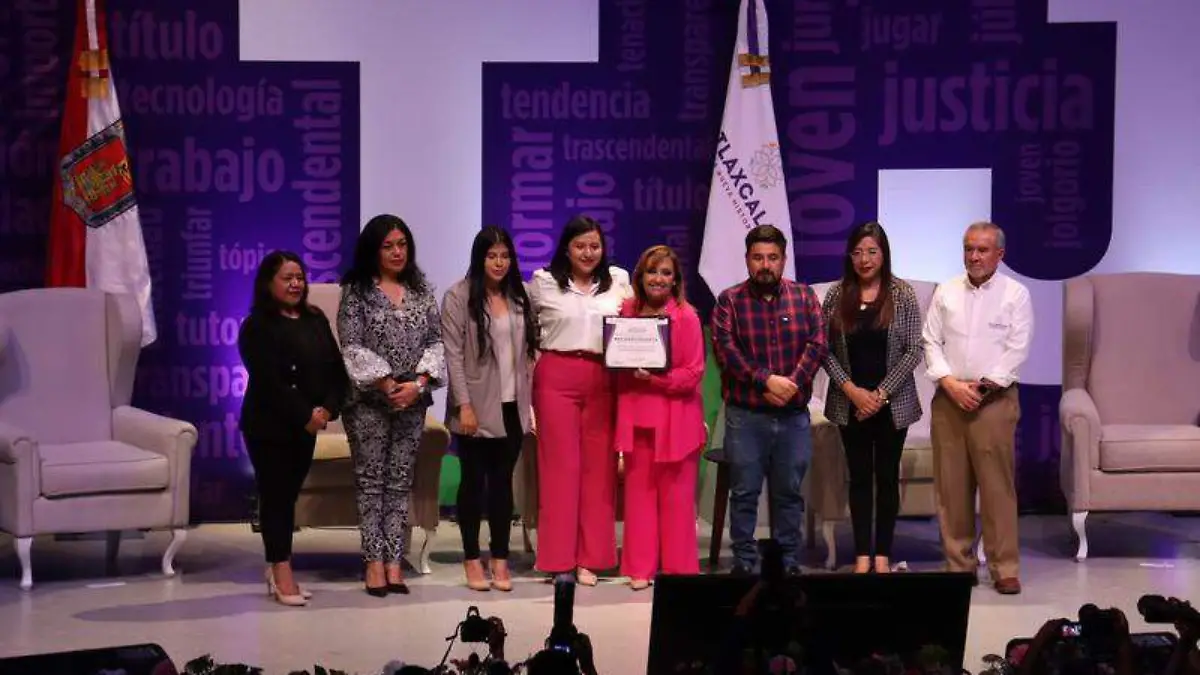 Jóvenes funcionarios (4)