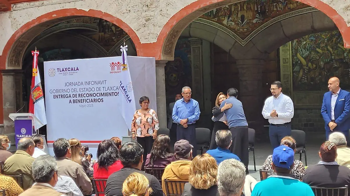 Lorena Cuéllar infonavit