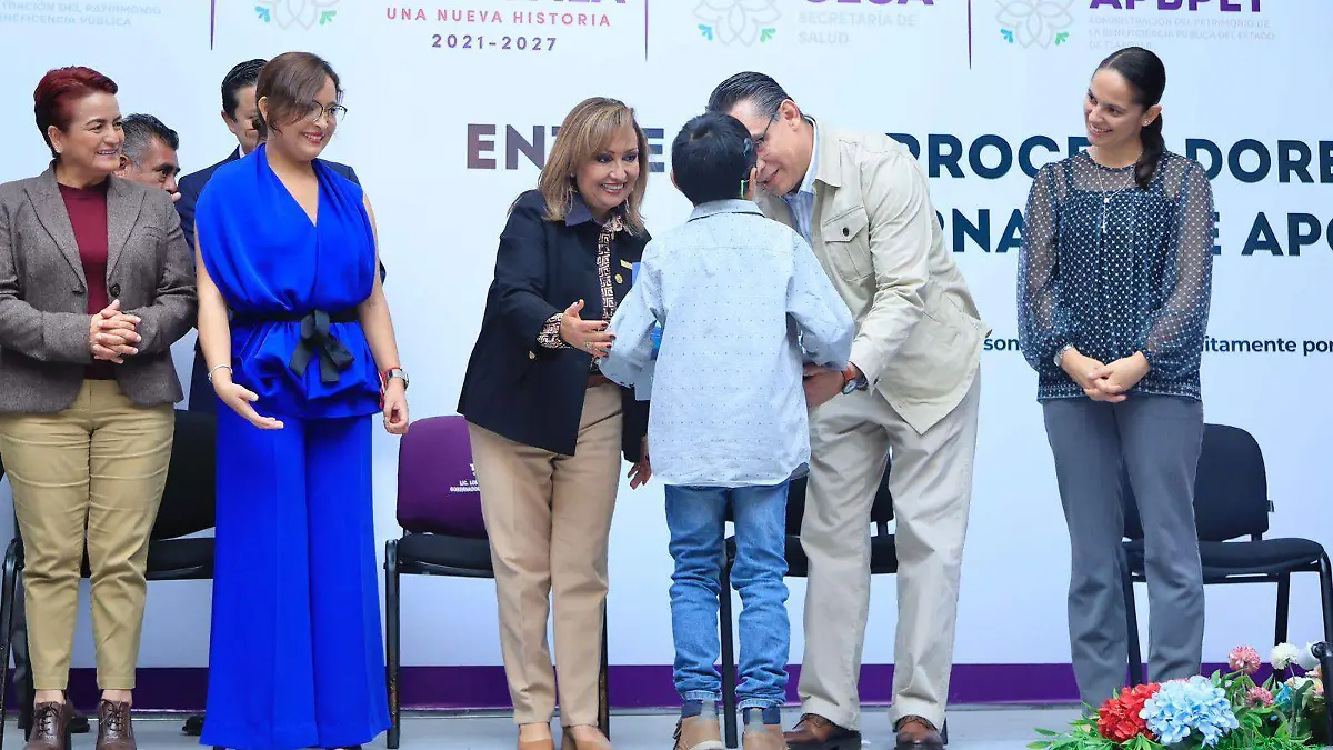 entrega implantes cocleares 4