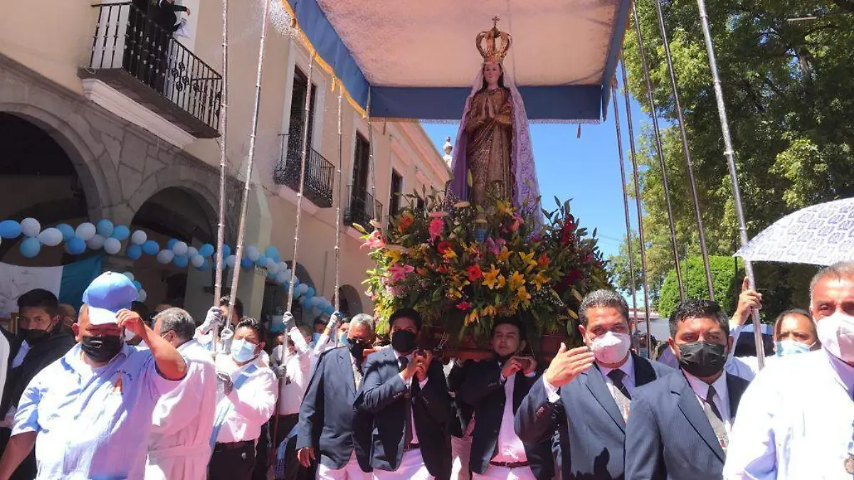 procesión virgen