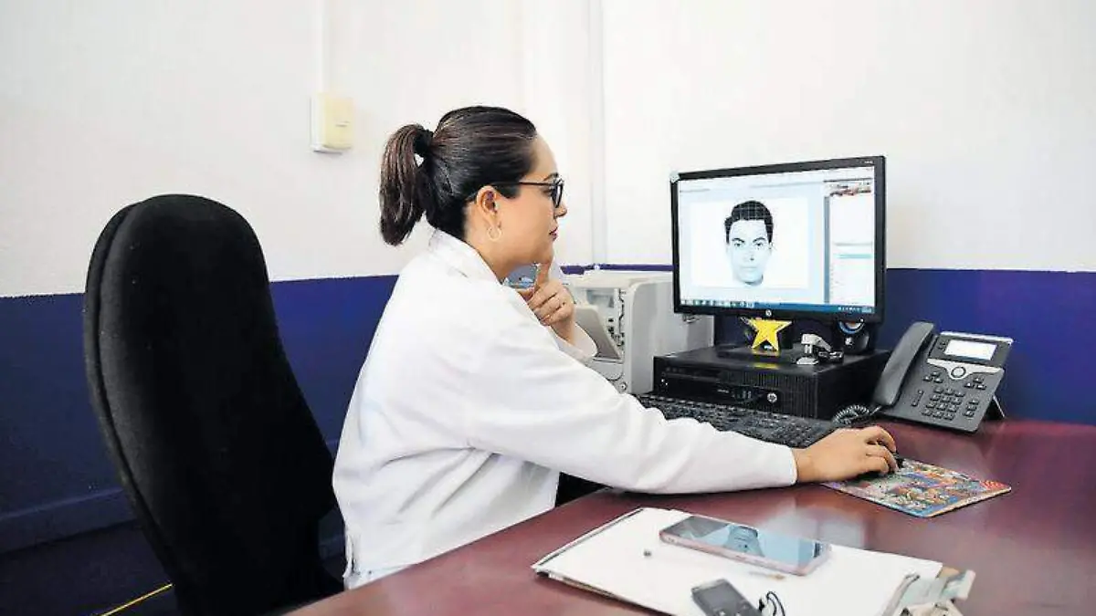 Karen Flores Estrada 3