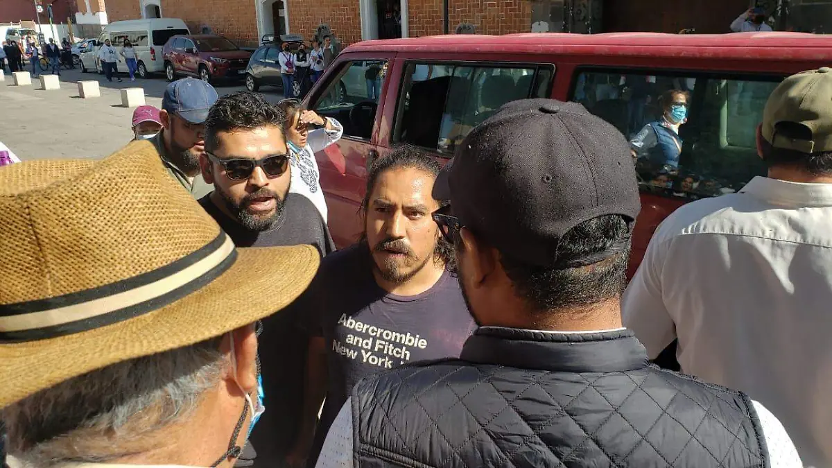 Protesta sindicato de maestros