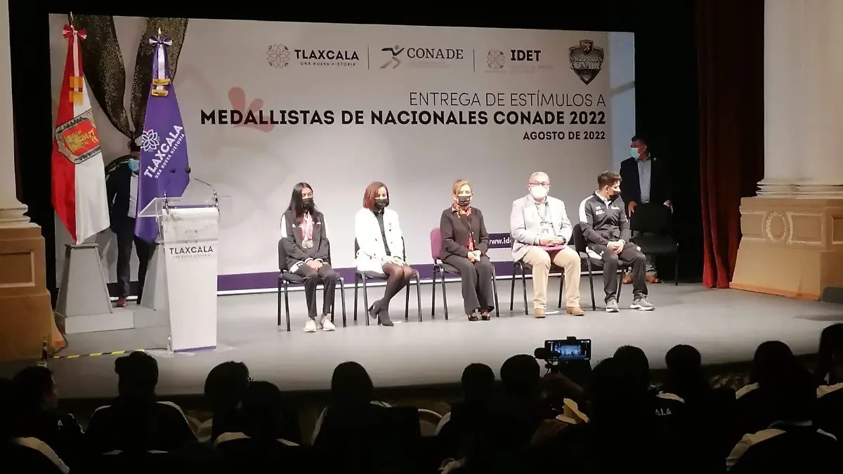 Becas conade 4