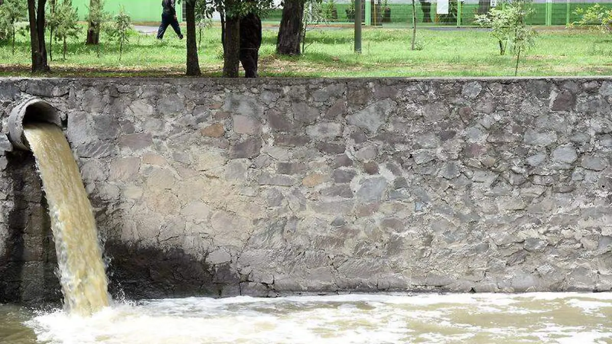 Aguas negras, río, contaminación