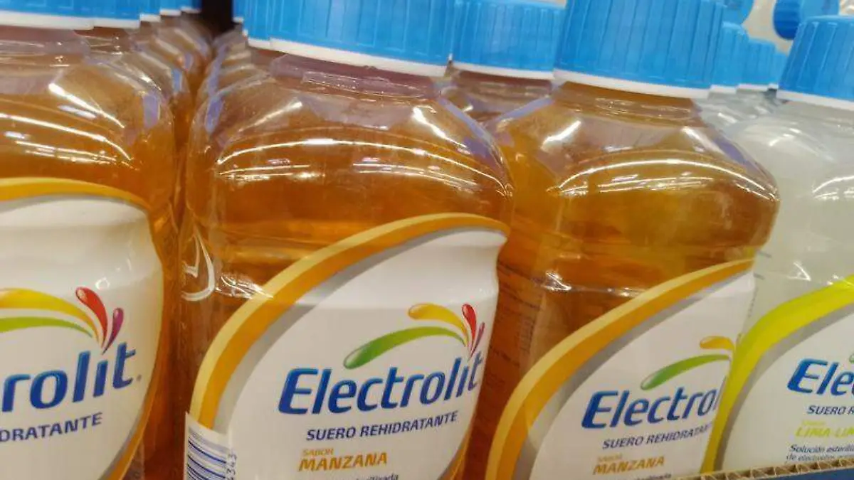 Agua embotellada (2)