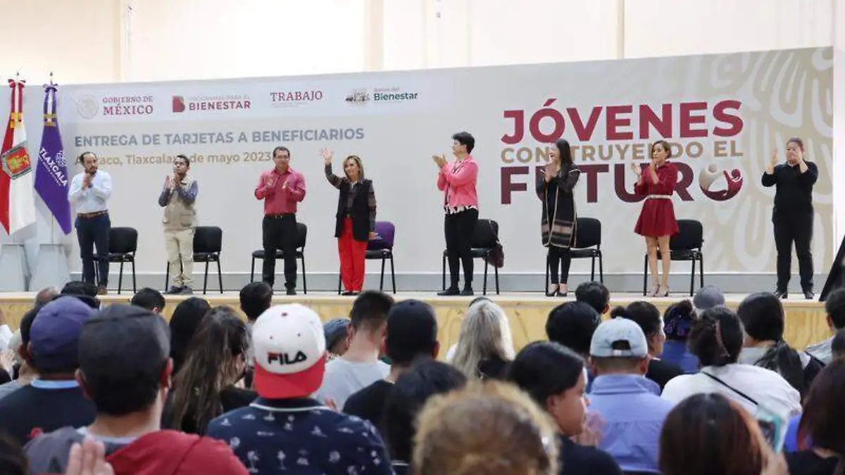 Jóvenes contruyendo el futuro (2)