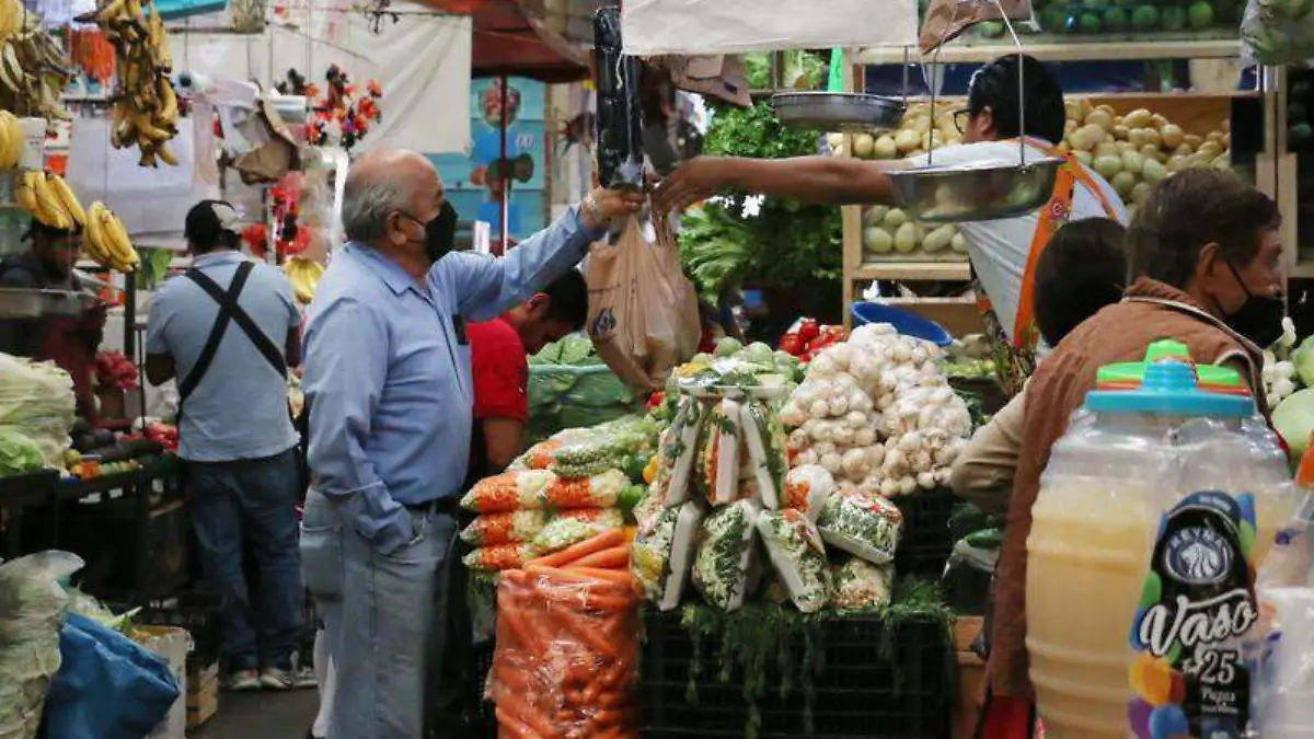Mercado, comercciantes, ventas, canasta básica