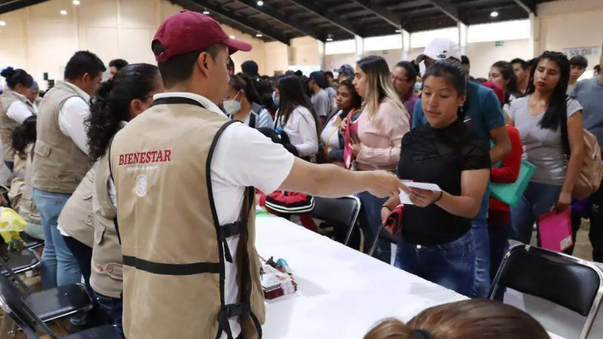 Jóvenes contruyendo el futuro (3)