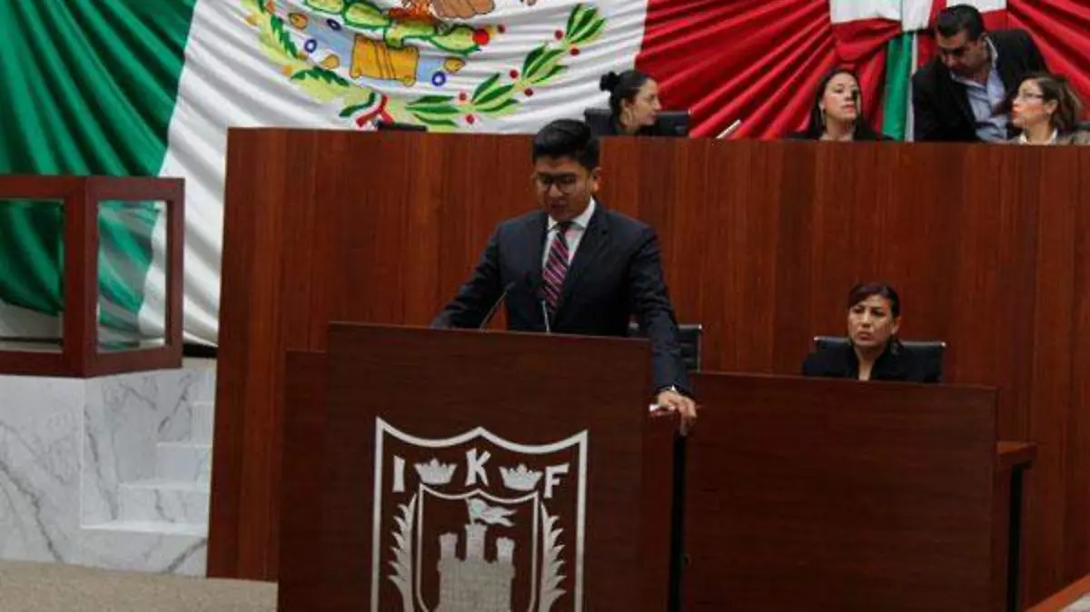 DIPUTADOS
