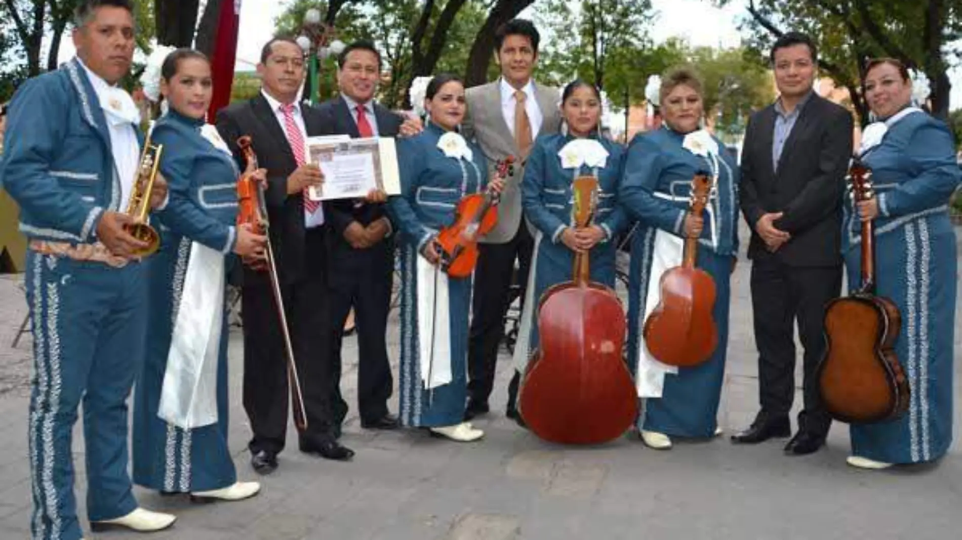 101018-Mariachis-los