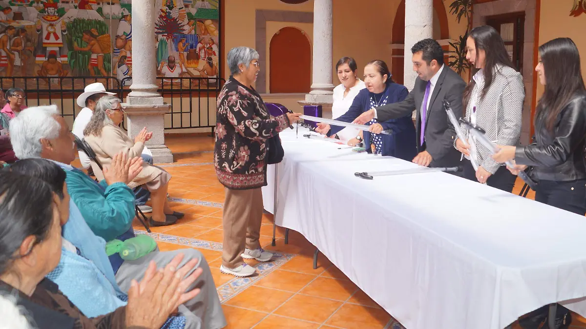 En el claustro 1