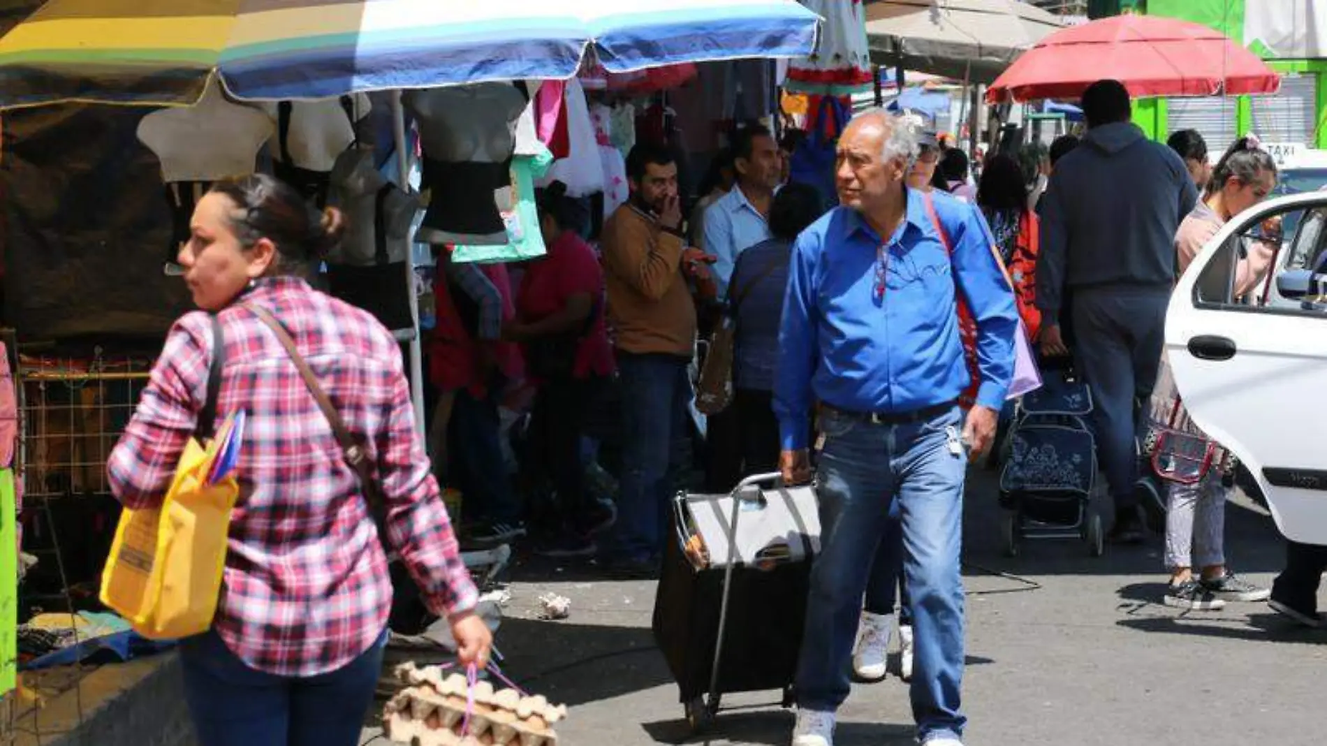 Compradores-tianguis