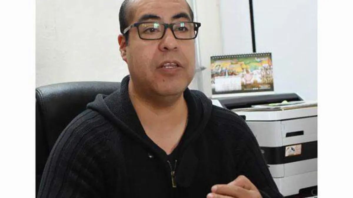 CARLOS-BRETÓN