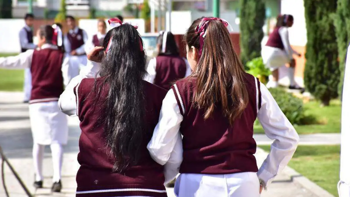 ESCUELA MEXICANA