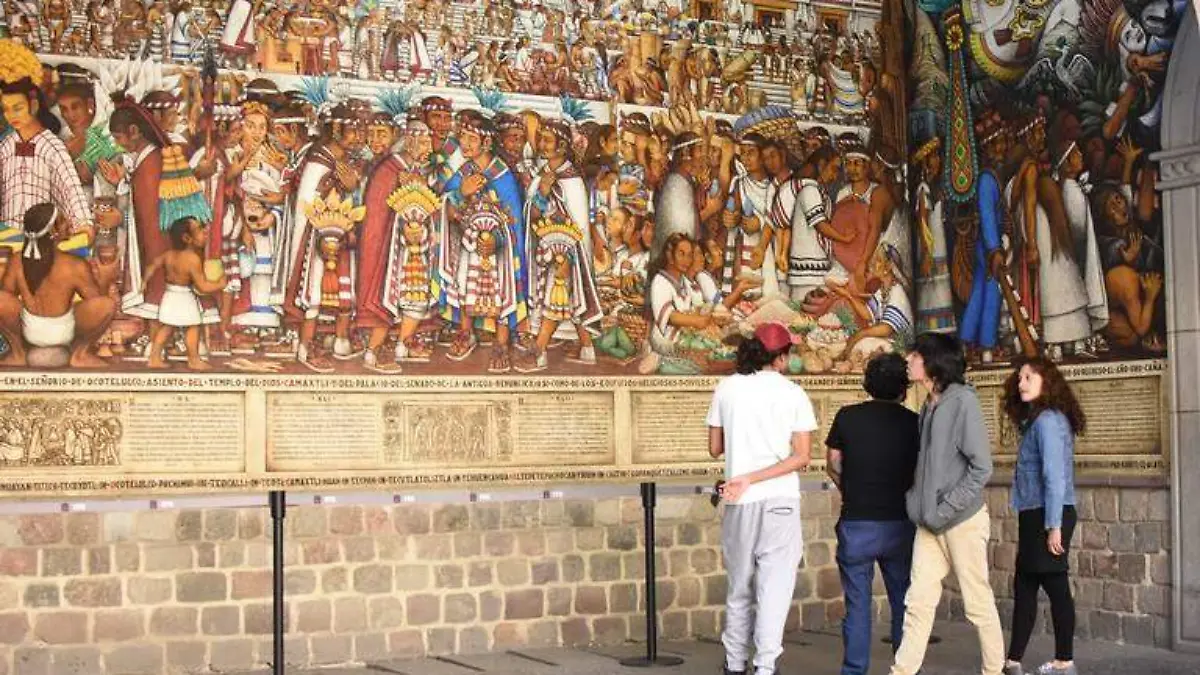 TURISTAS (1)
