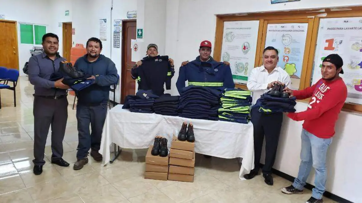 UNIFORMES