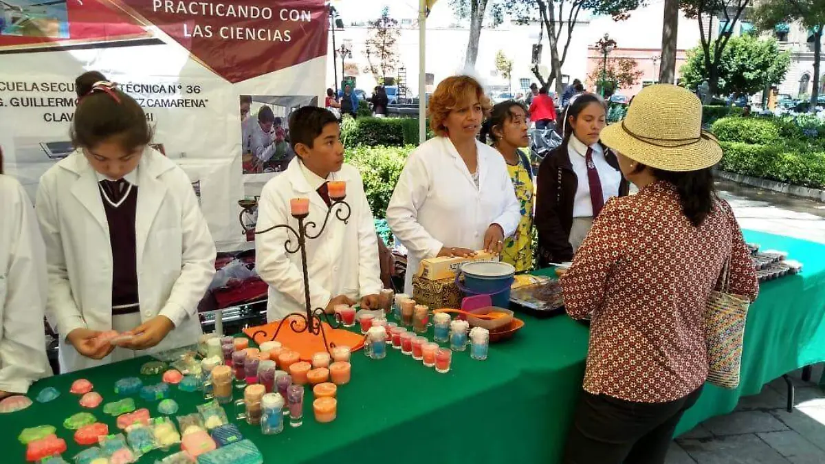 DEMOSTRACIÓN (2)