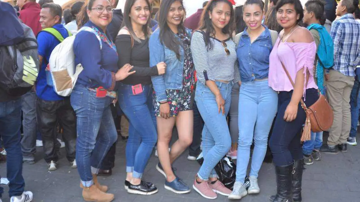 DESFILE 4