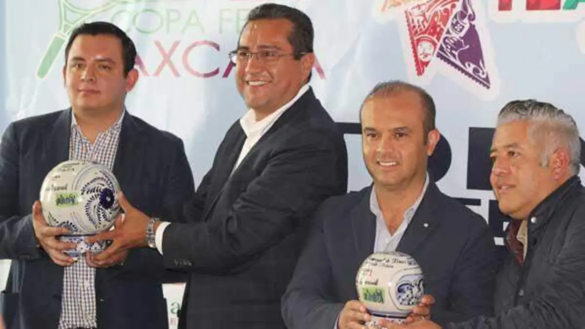 231018-PRESENTARON-1