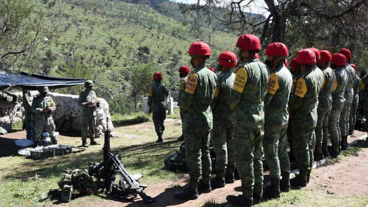CADETES EJERCITO 2