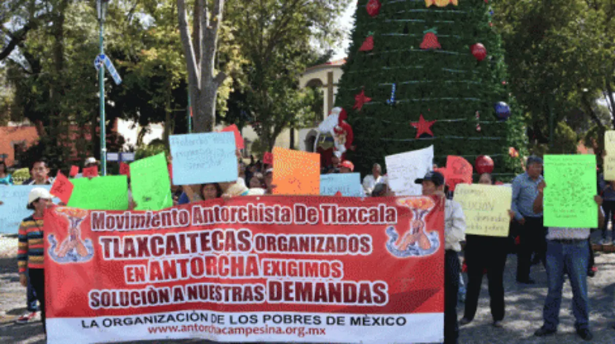 MANIFESTACIÓN-2-471x314
