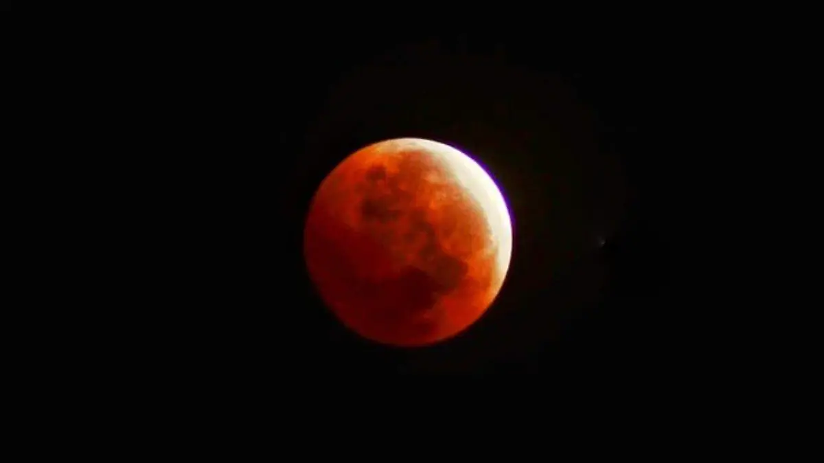 040119 Luna de sangre