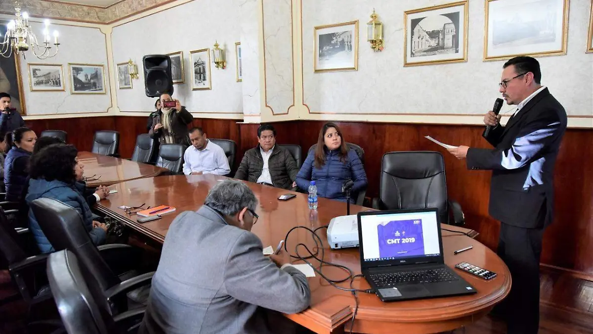 Firman convenio con la Congregación 3