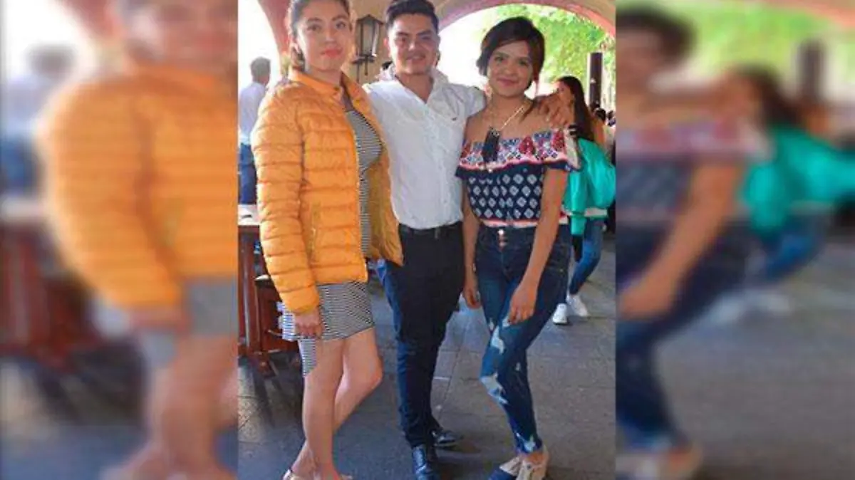 DESFILE