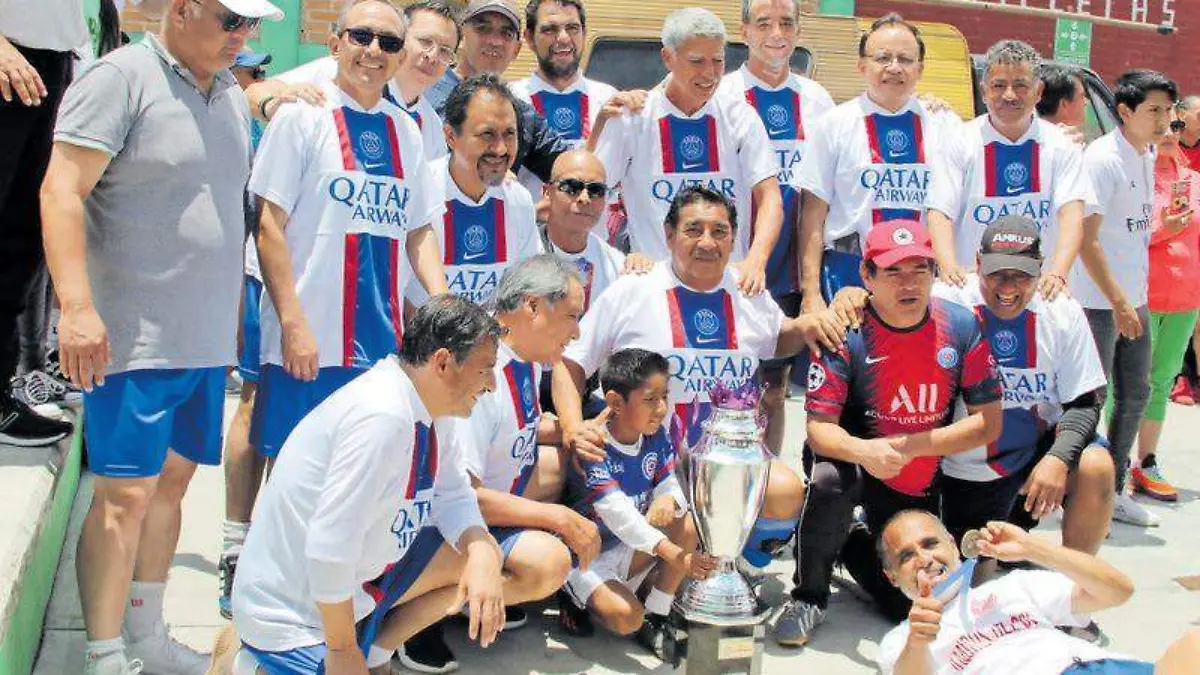 EQUIPO PARÍS FUTBOL