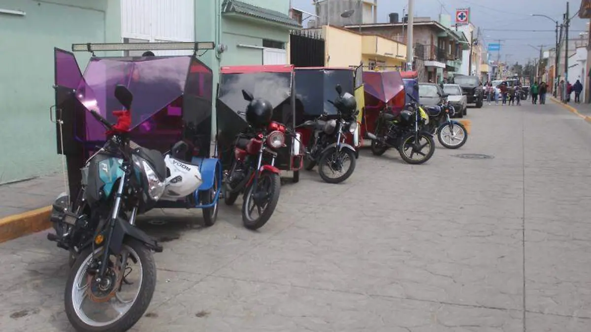 Mototaxi (2)