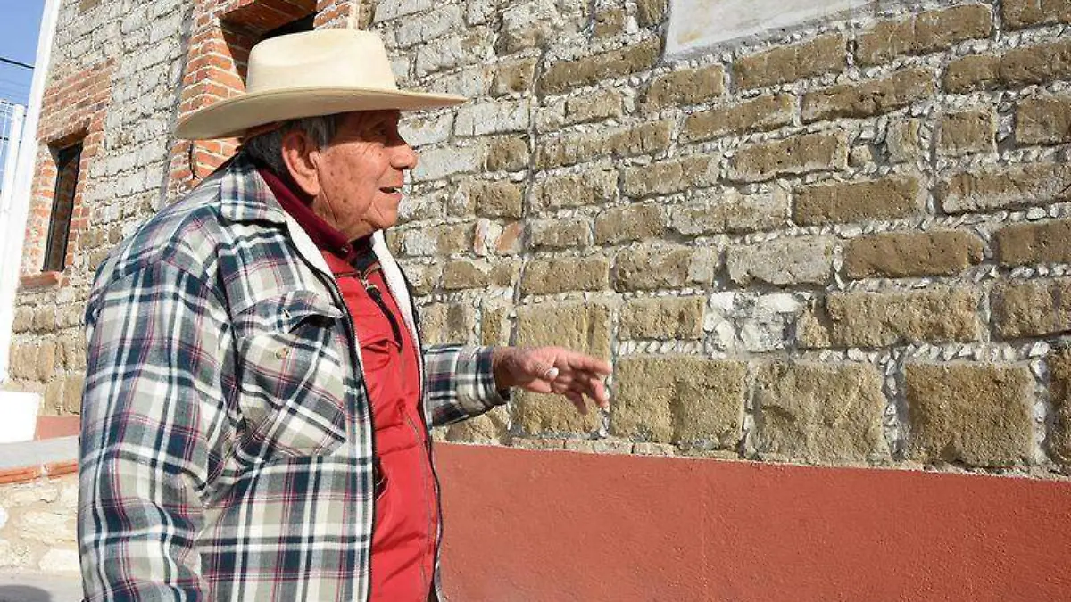 Rehabilitan restaurante (5)