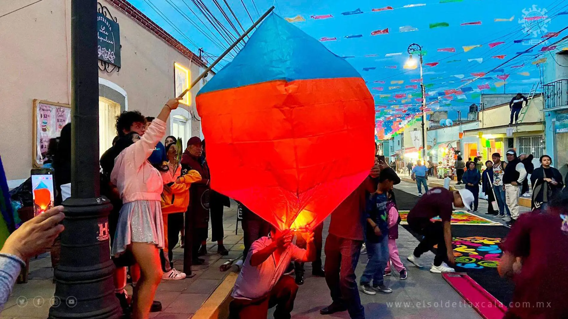 Globos-de-cantoya-huamantla