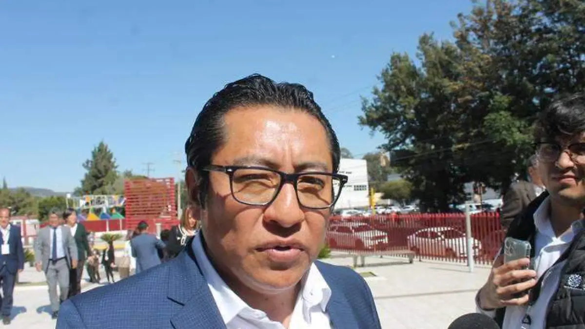 Alcaldes respaldan III informe