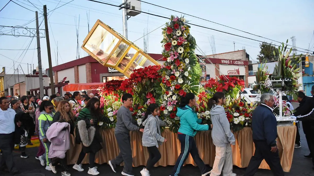 Senor del Convento Huamantla fieles