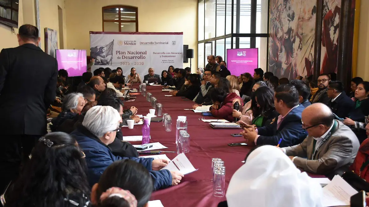 Foro Plan de Desarrollo participan 