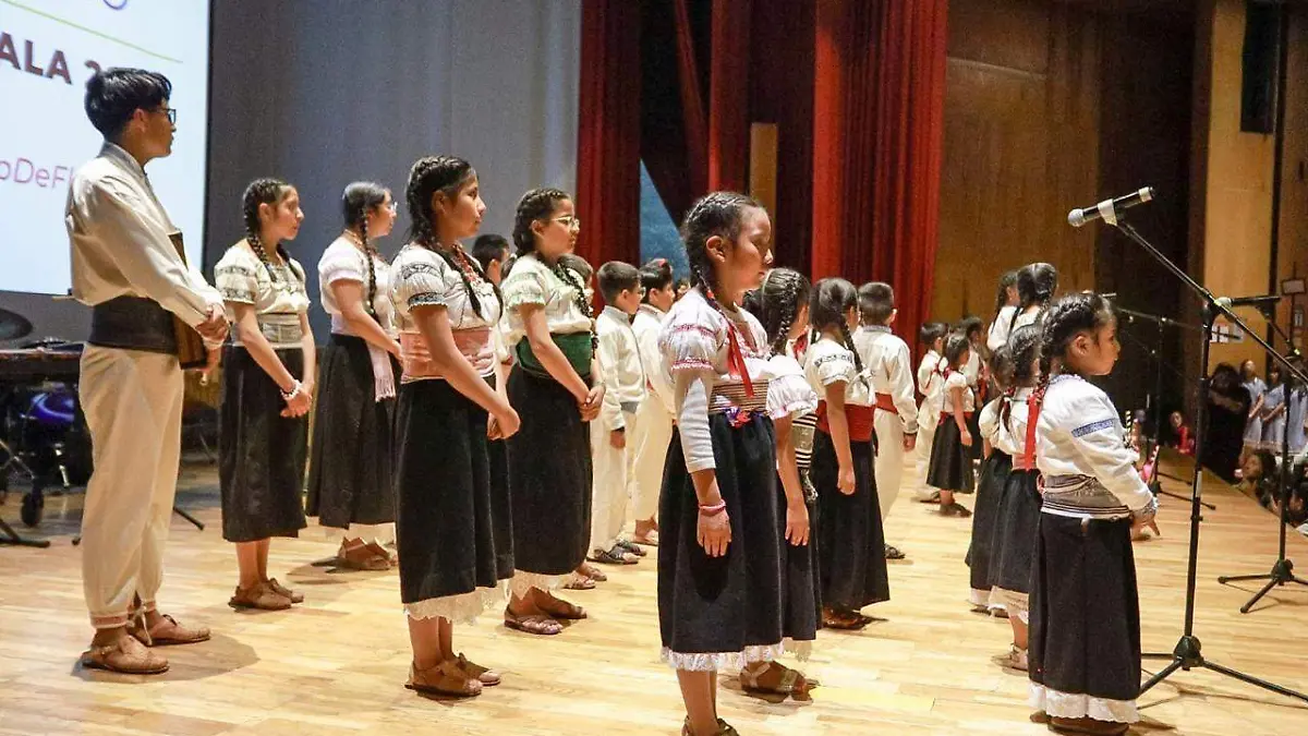 Infantes presentación Tengo un Sueño Semilleros Creativos 