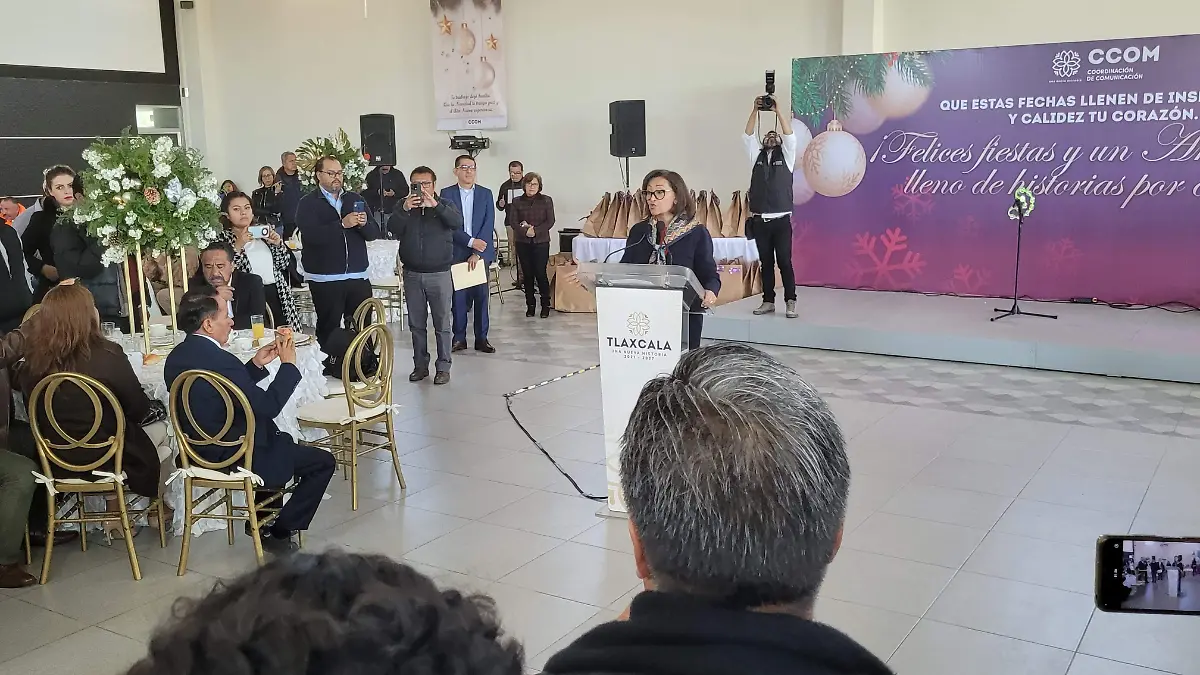 Medios de comunicación (4)