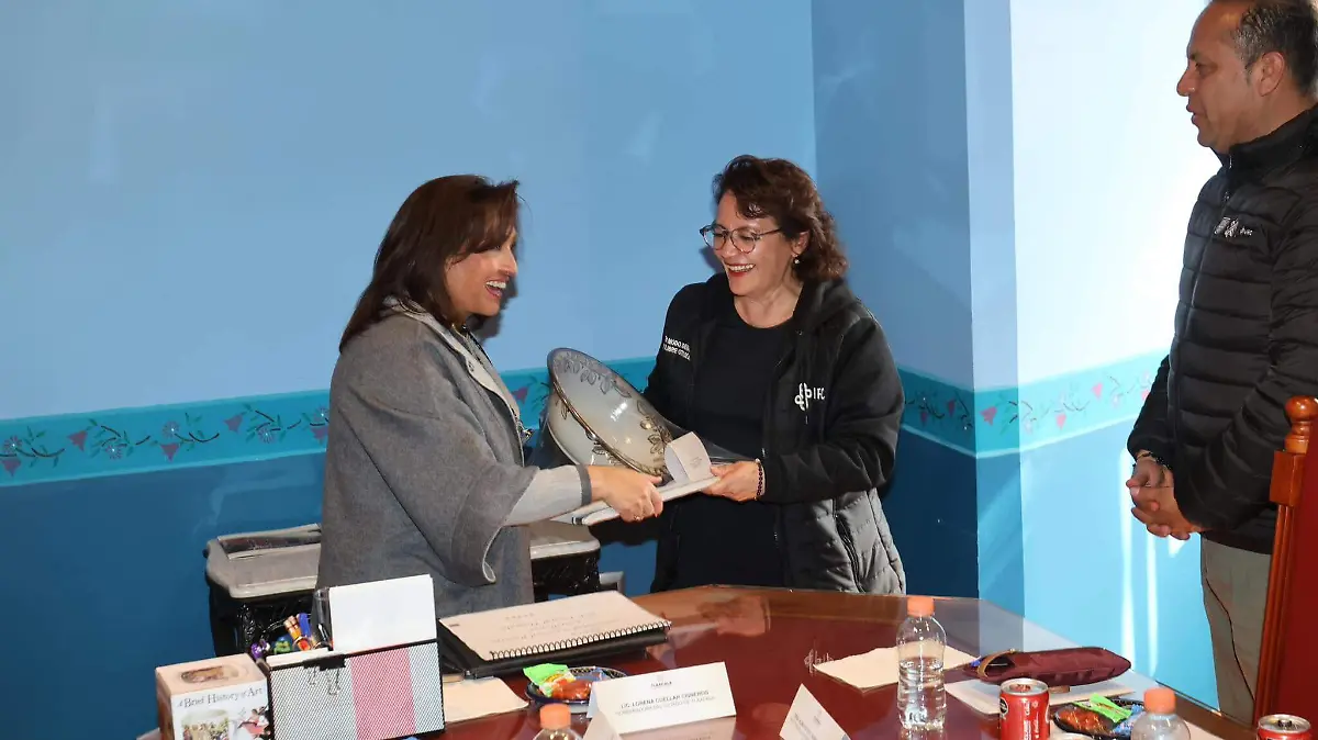 Reunión rectora UNRC y gobernadora 